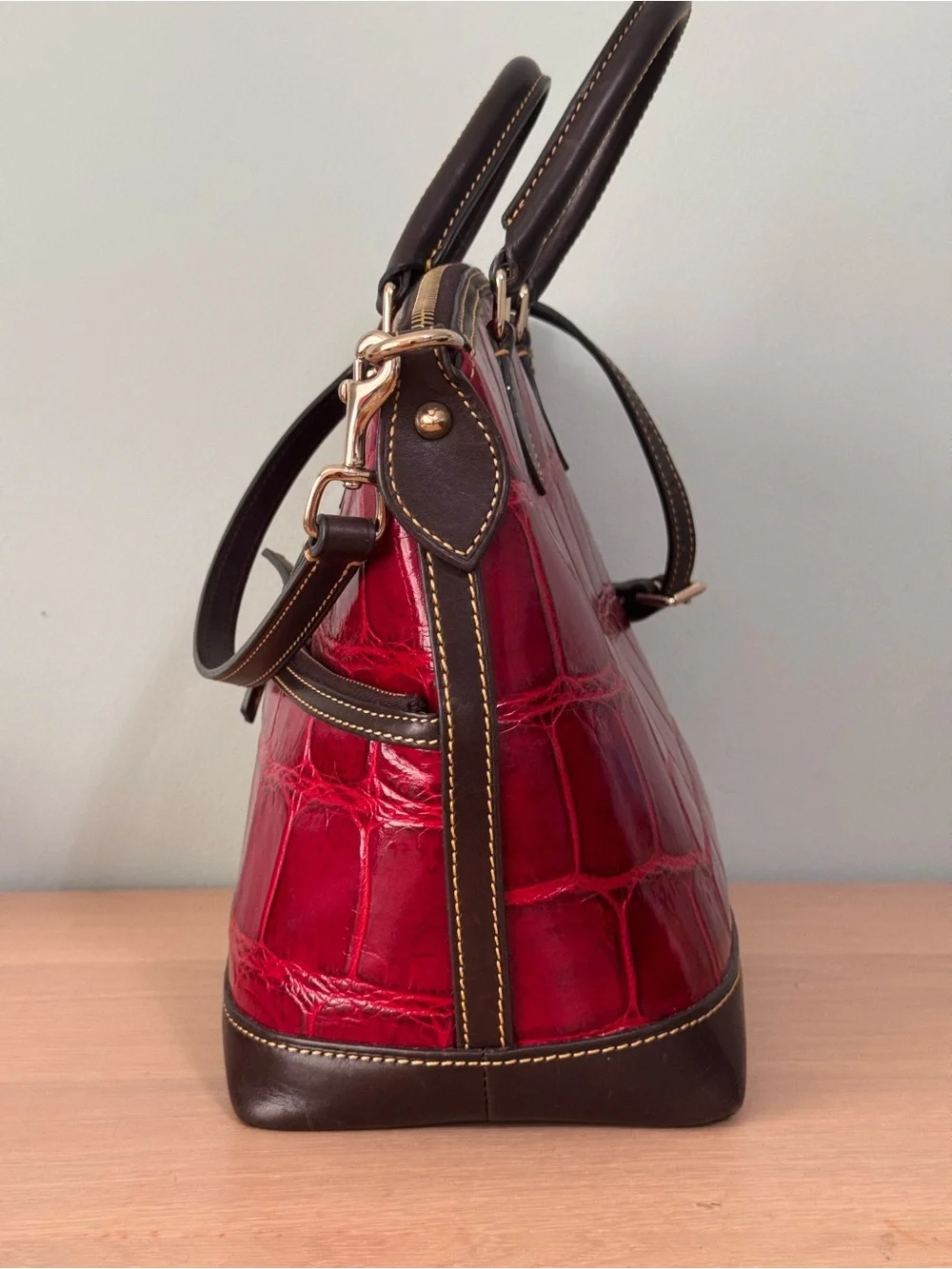 Vintage Dooney & Bourke Dillen Double Pocket Croc-Embossed Satchel Bag - Picture 2 of 9